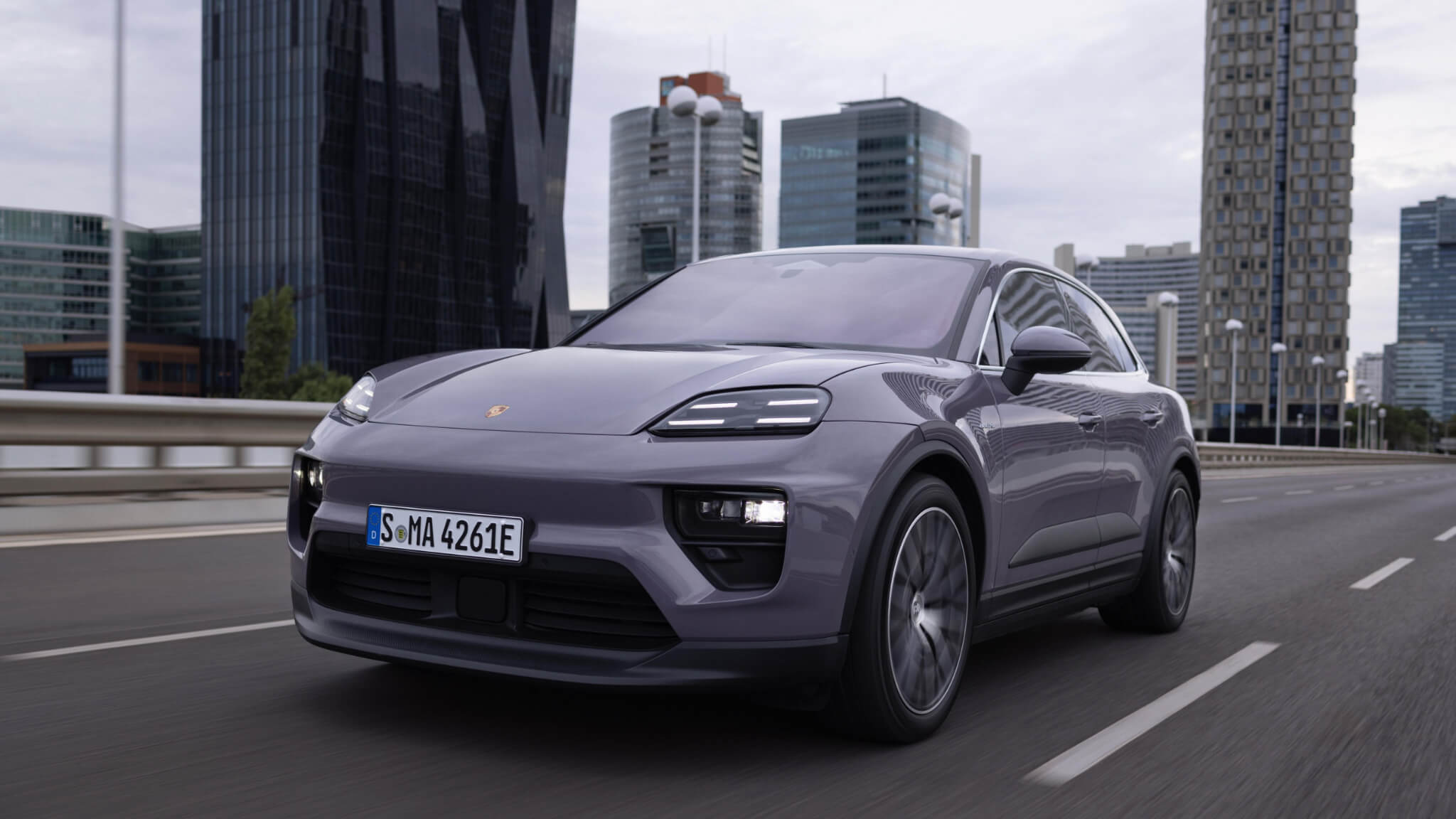 Novo Porsche Macan 2024 frente