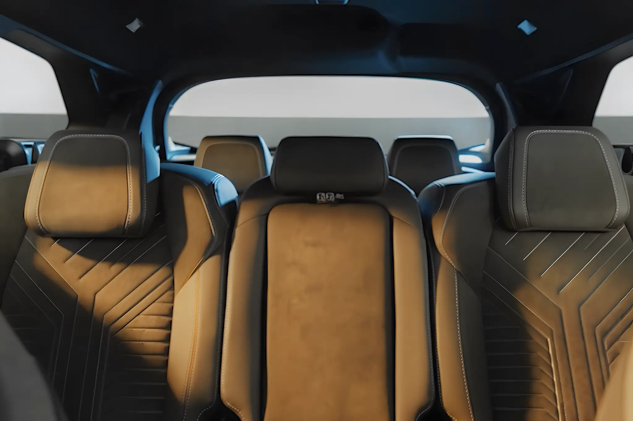 Peugeot e-5008 teaser interior