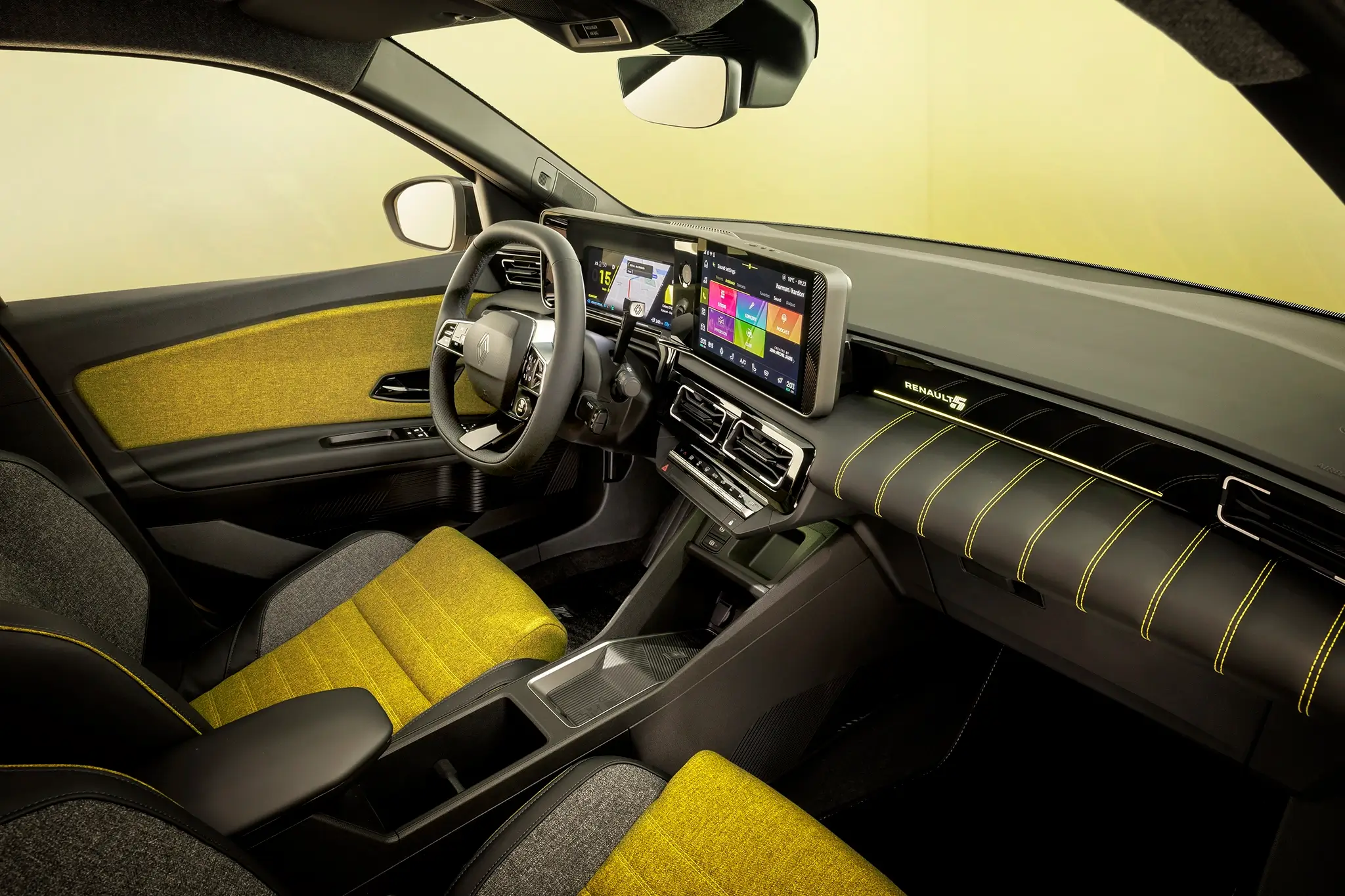 Renault 5 E-Tech - interior