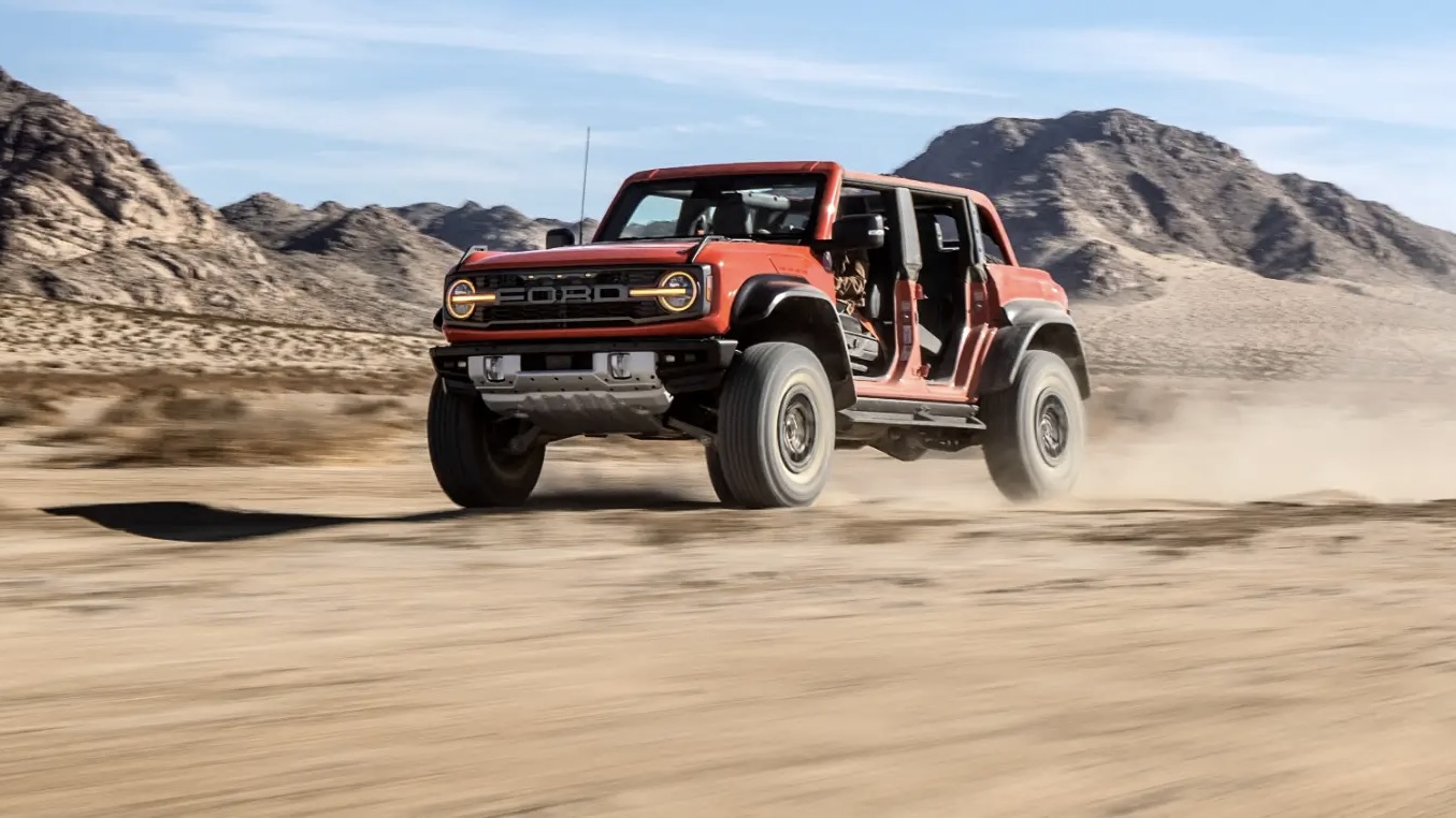 Ford Bronco Raptor 2022 dianteira