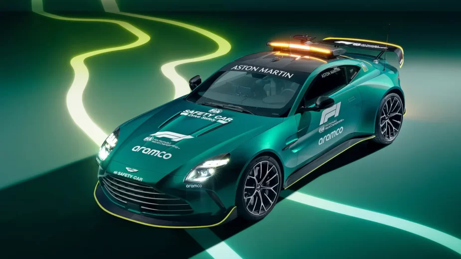 Aston Martin Vantage Safety Car - frente