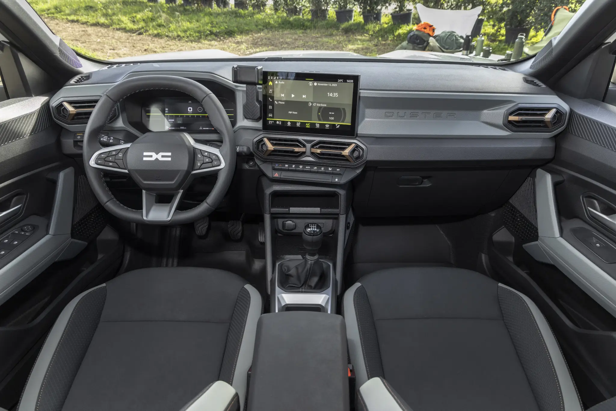 Dacia interior