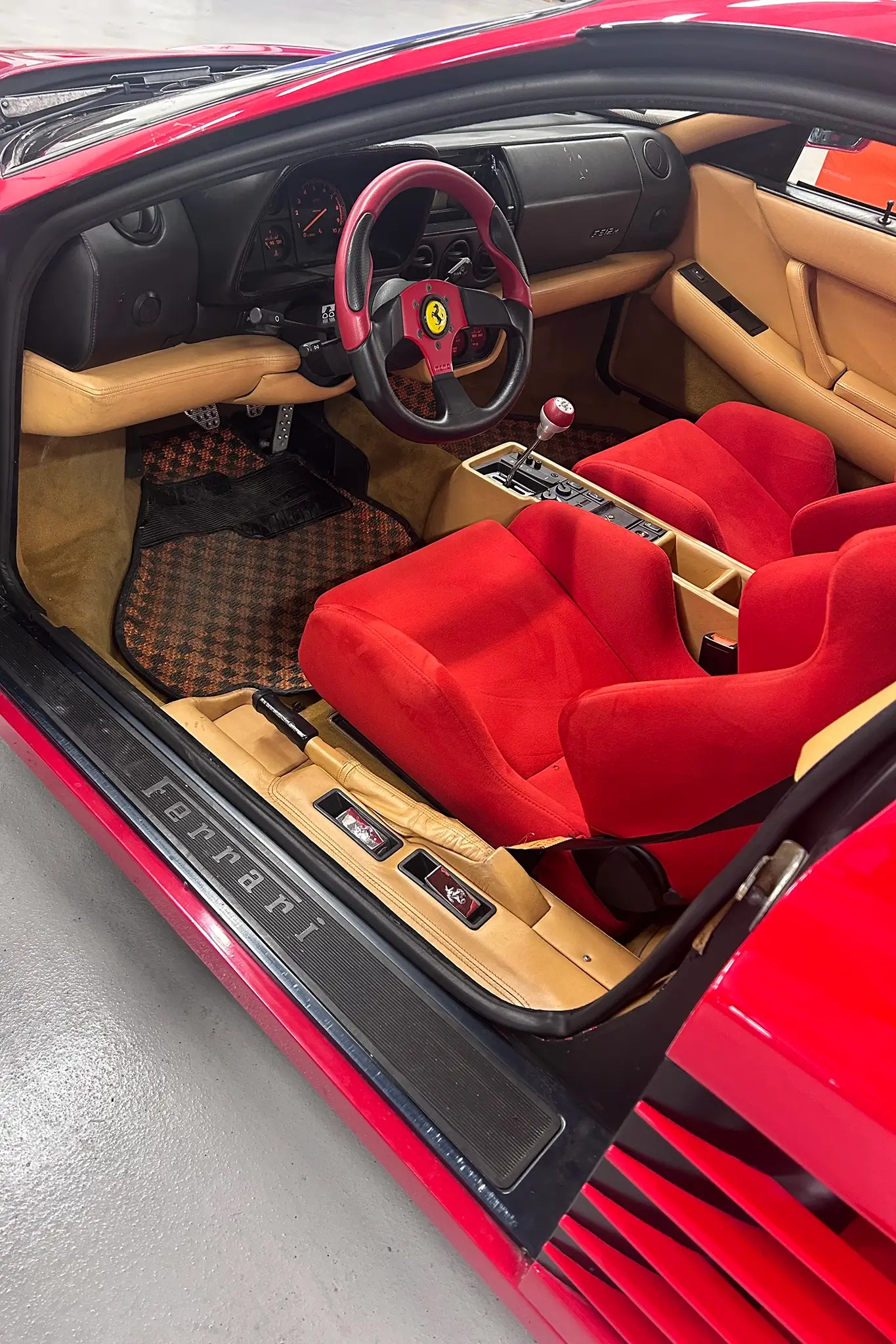 Ferrari 512M - interior