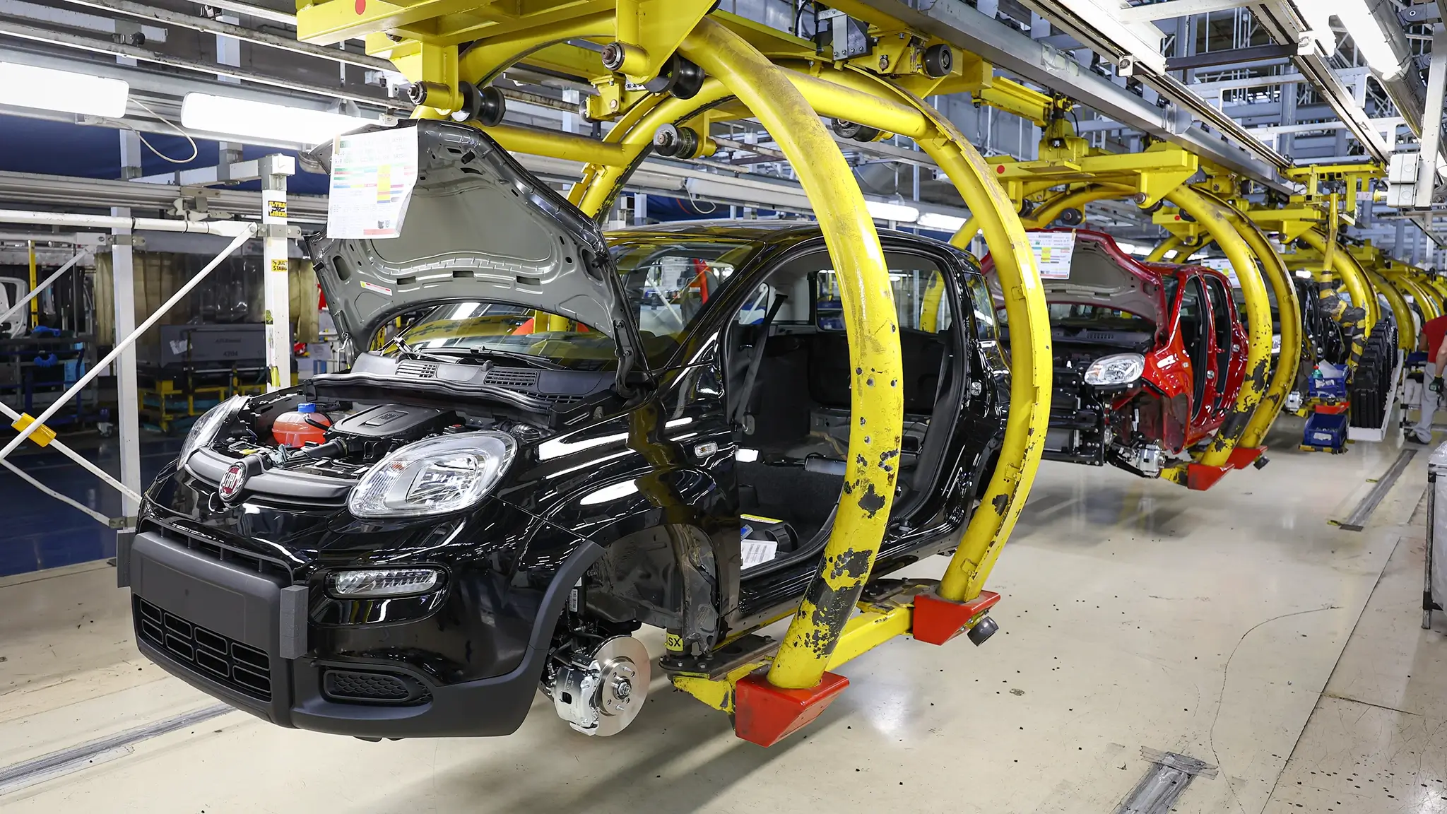 Fiat Panda - linha de produção na fábrica de Pomigliano d'Arco