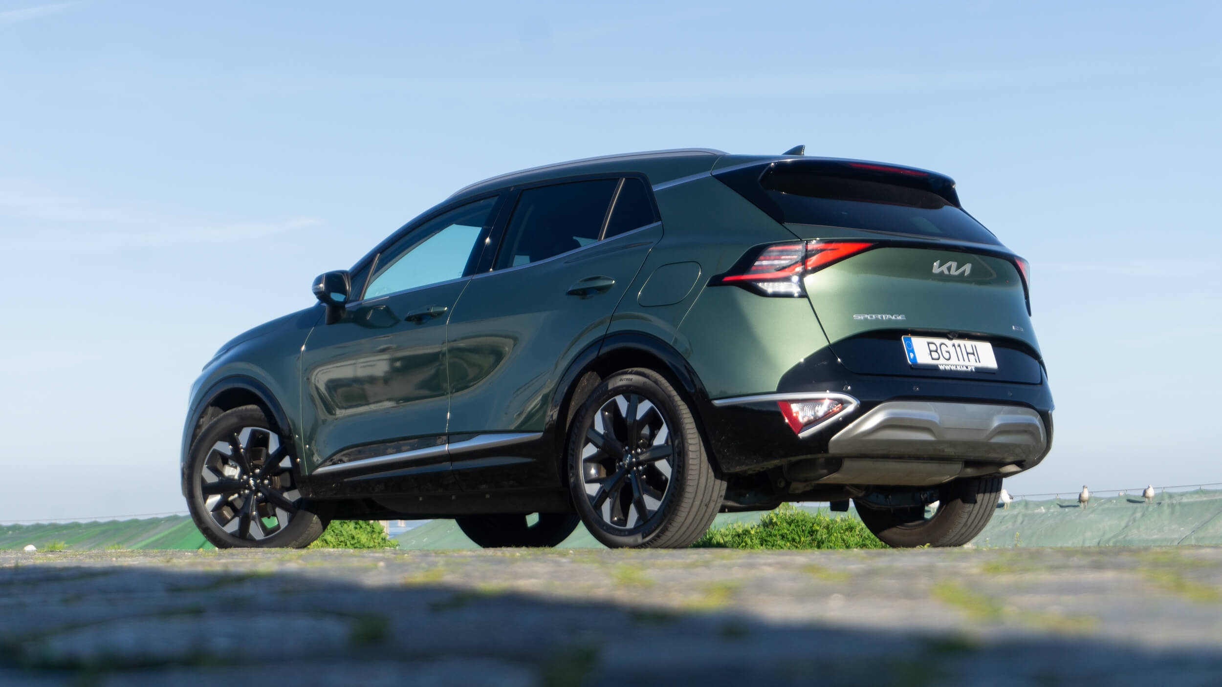 Kia Sportage PHEV - 3/4 de traseira