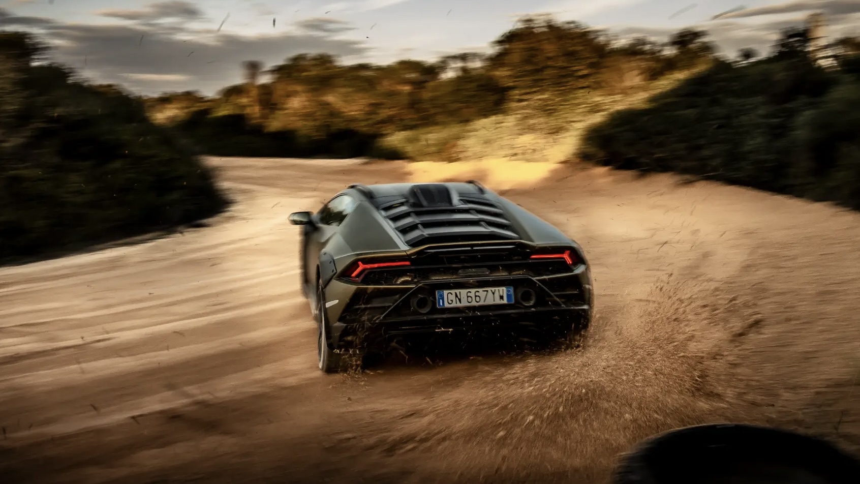 Lamborghini Huracán Sterrato Traseira