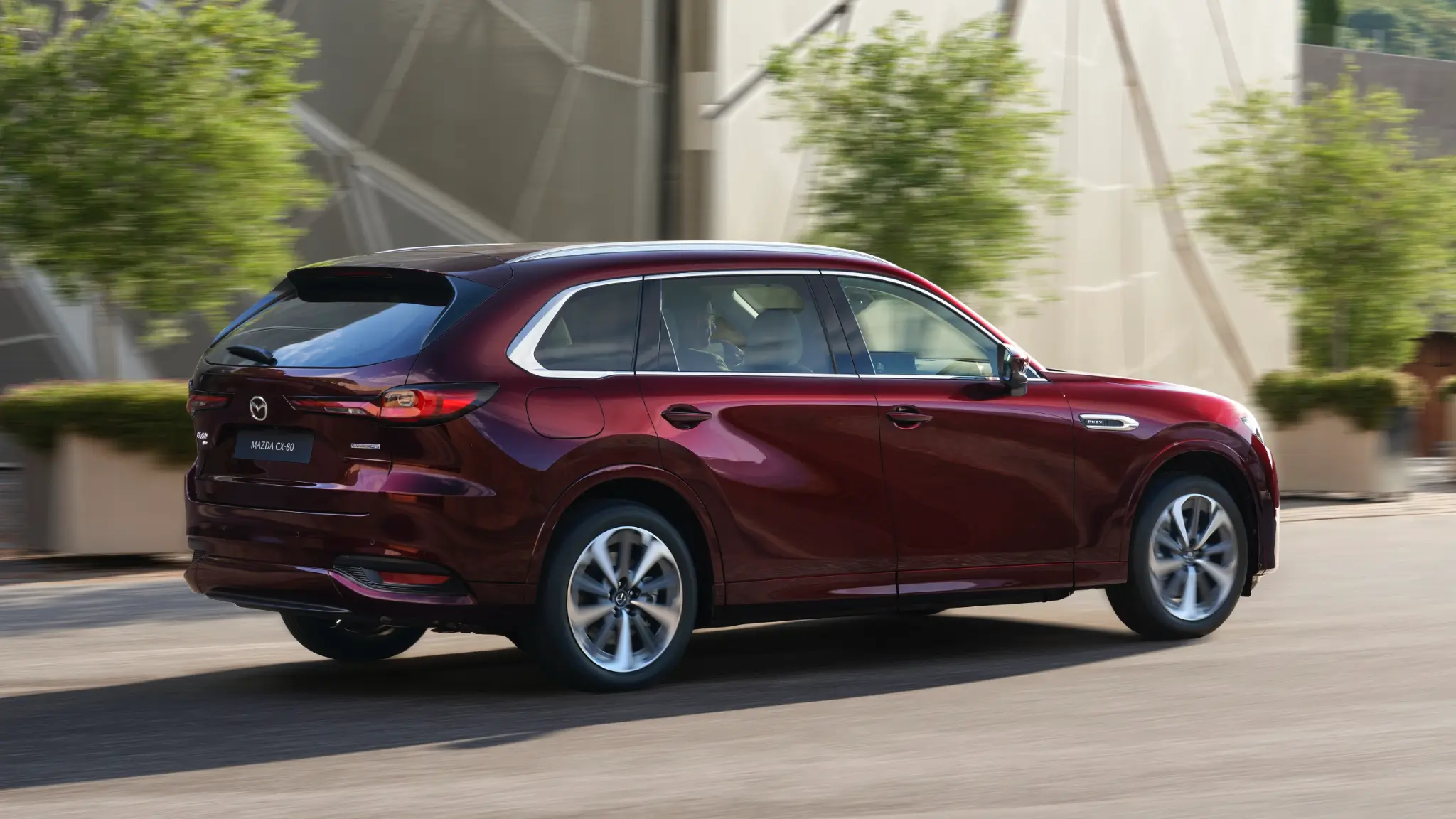 Mazda CX-80 traseira 3/4