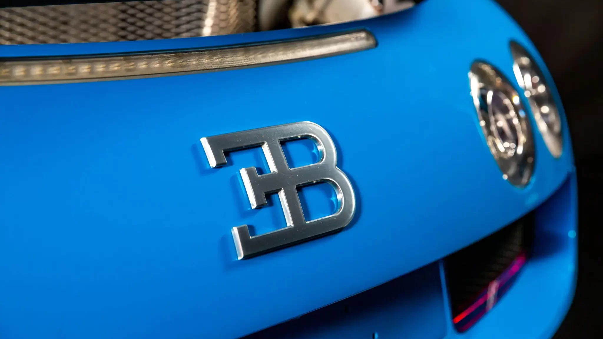 Bugatti Veyron Grand Sport Vitesse Transformers - logótipo EB
