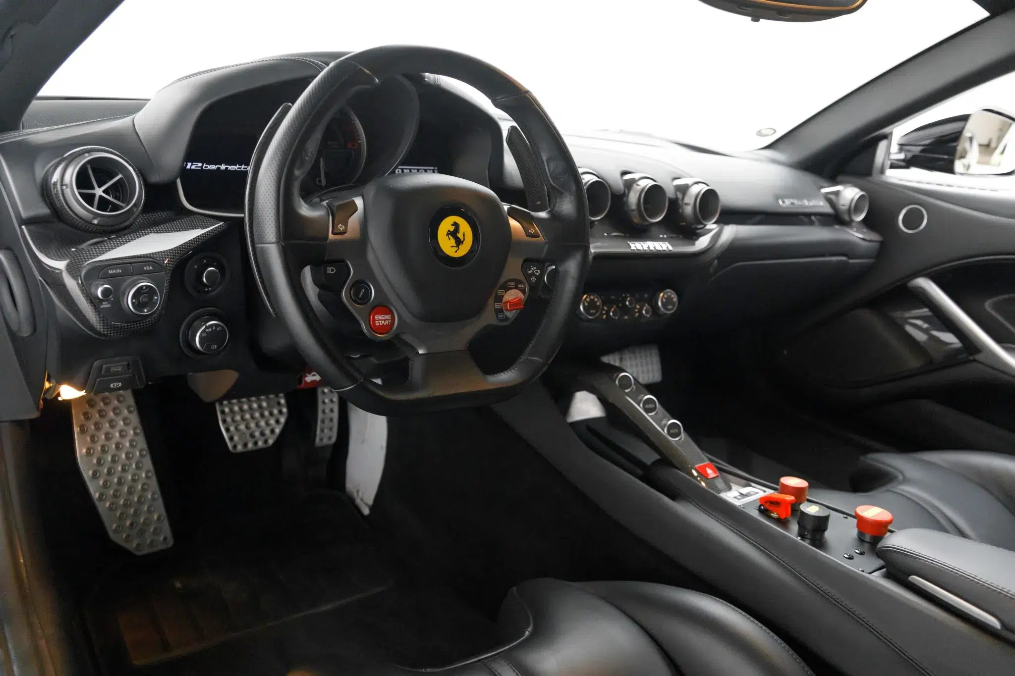 F12 lento - interior