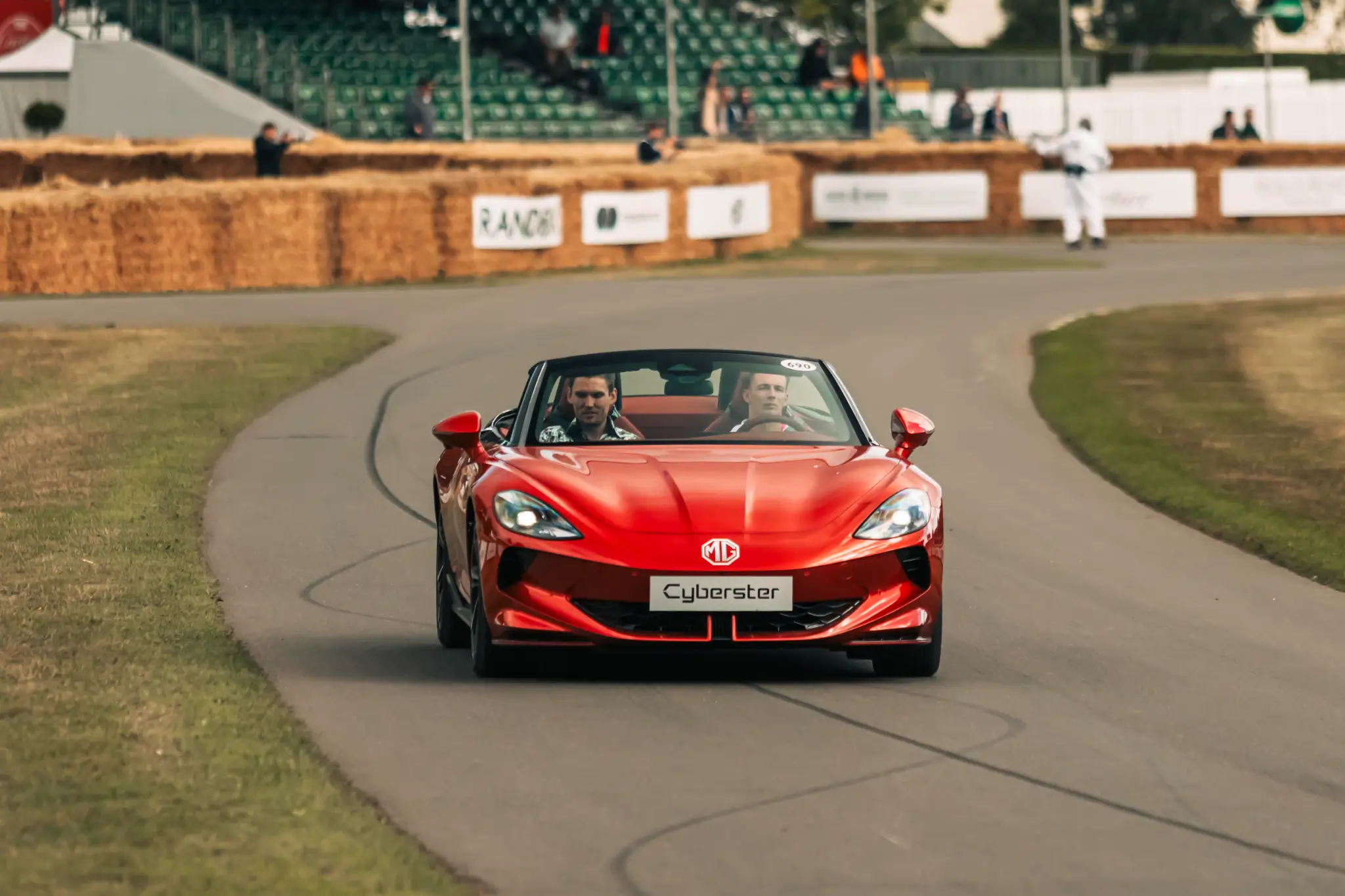MG Cyberster em Goodwood