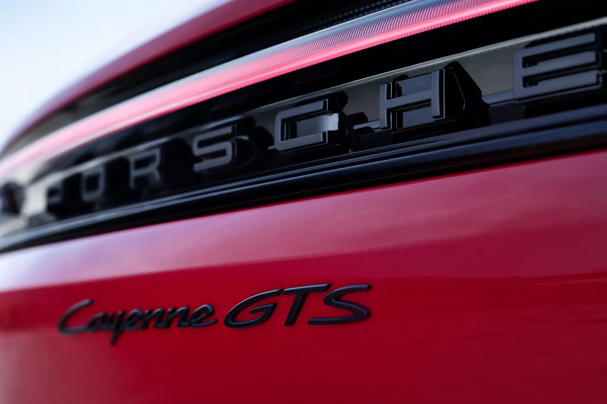 Porsche Cayenne GTS - logótipo da versão