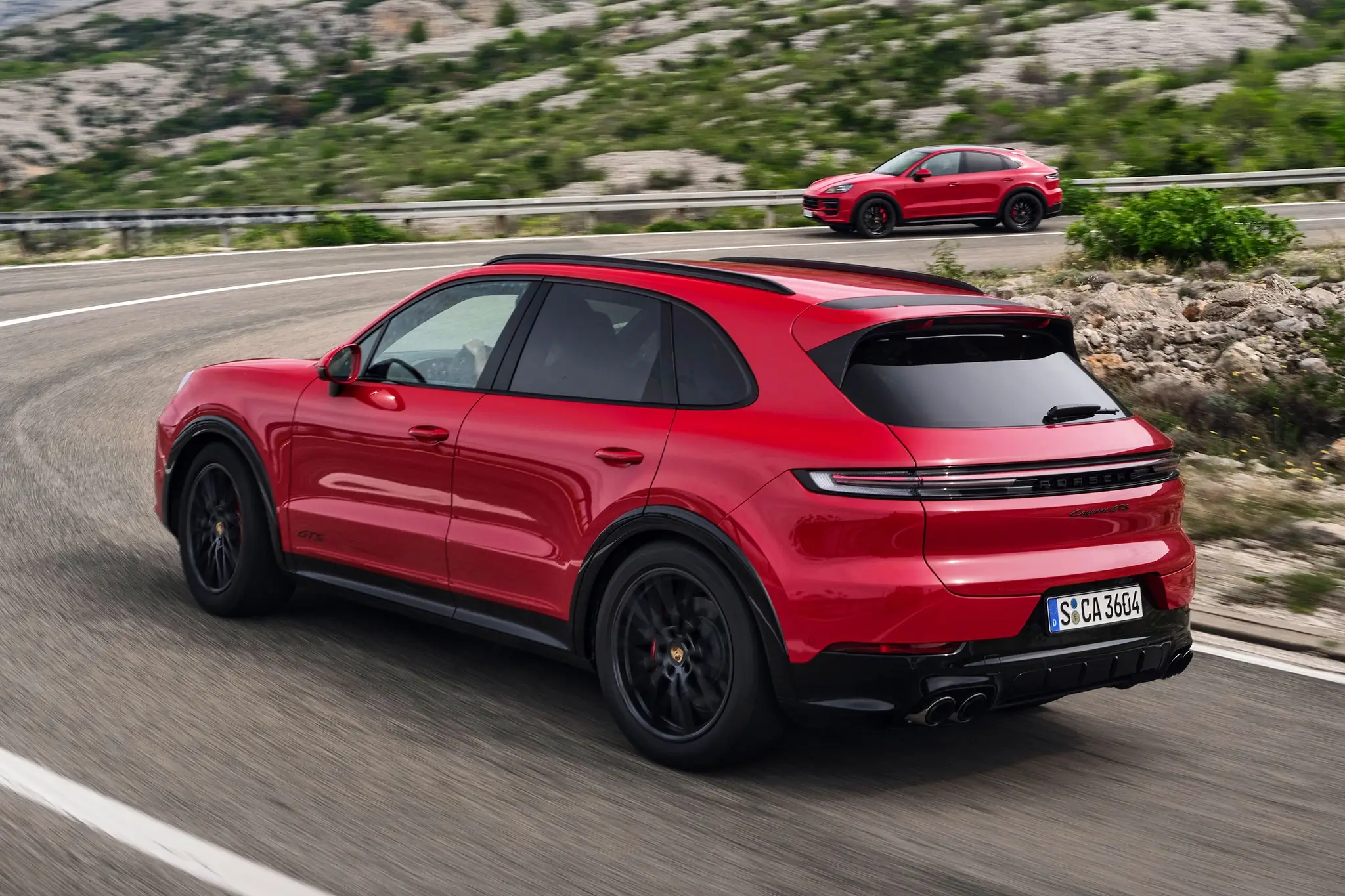 Porsche Cayenne GTS - traseira