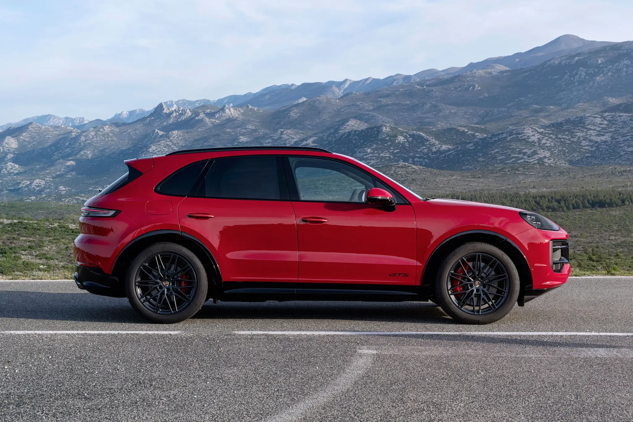 Porsche Cayenne GTS - lateral