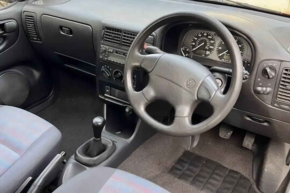 Volkswagen Polo VR6 - interior