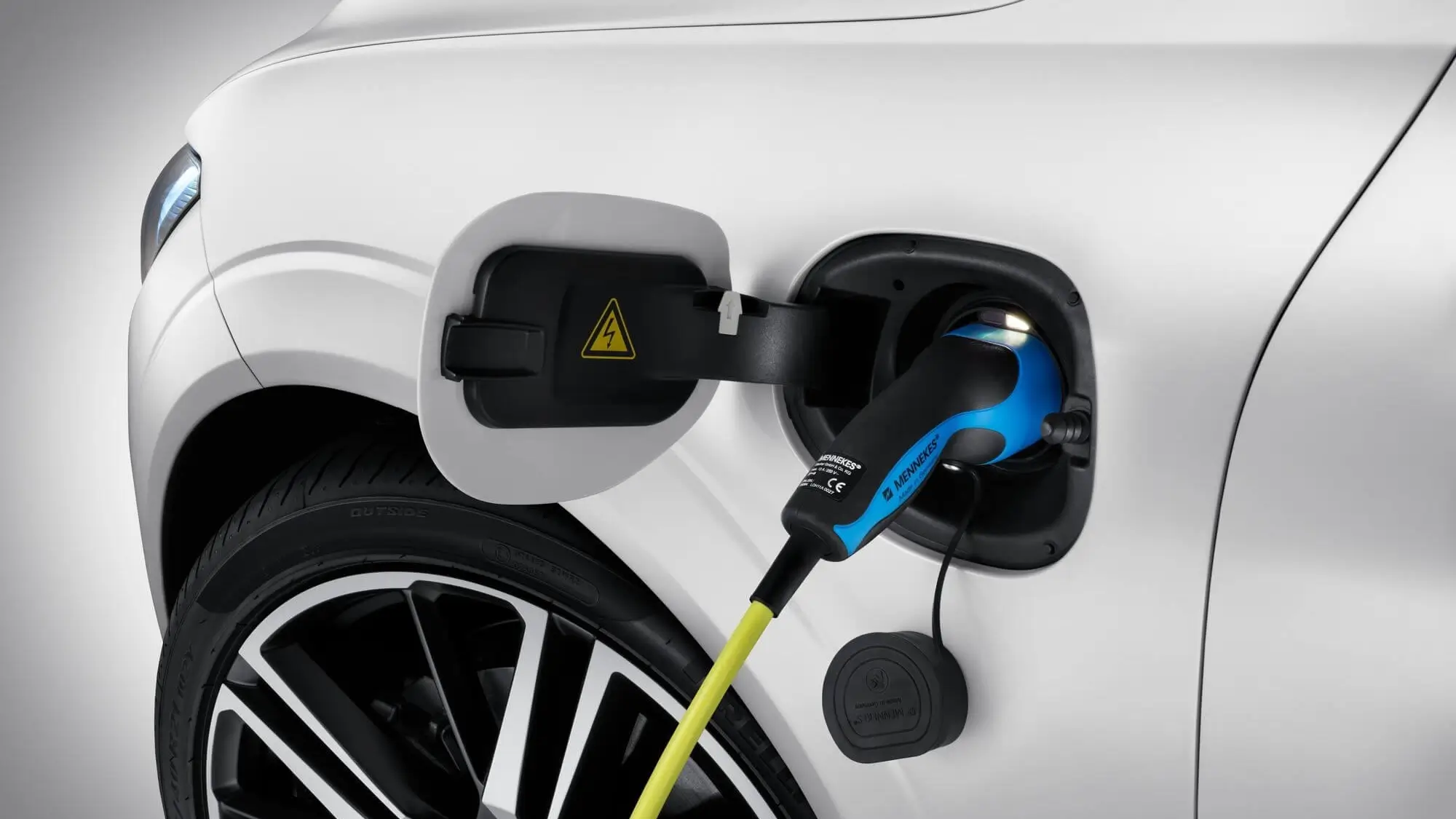 European Commission.  Plug-in hybrid cars emit 350% more carbon dioxide than advertised