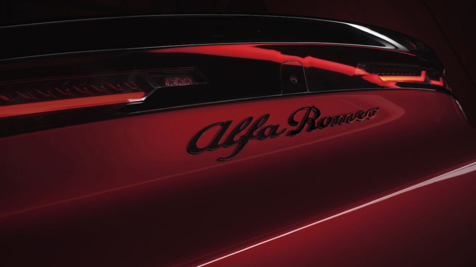 teaser Alfa Romeo Milano