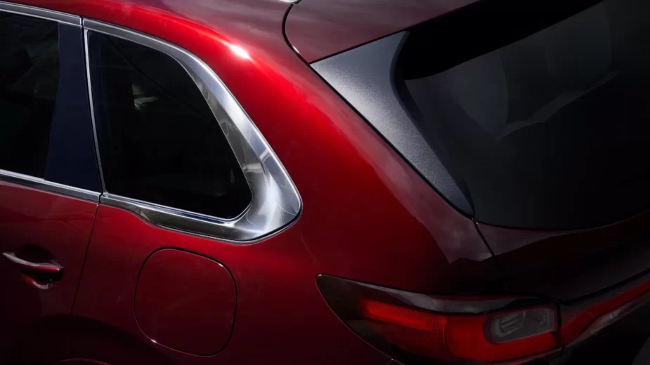 Mazda CX-80 teaser