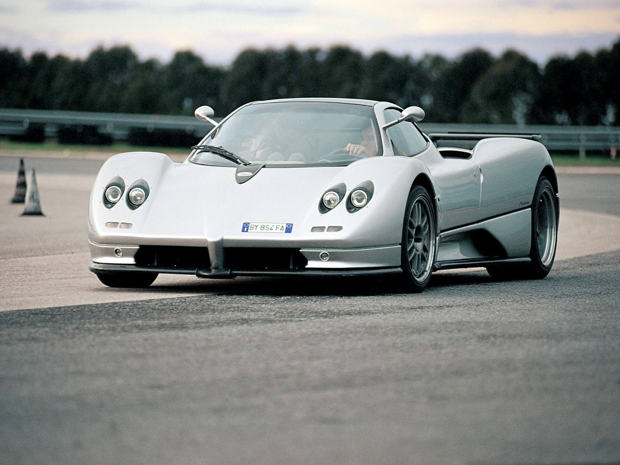 Pagani Zonda C12