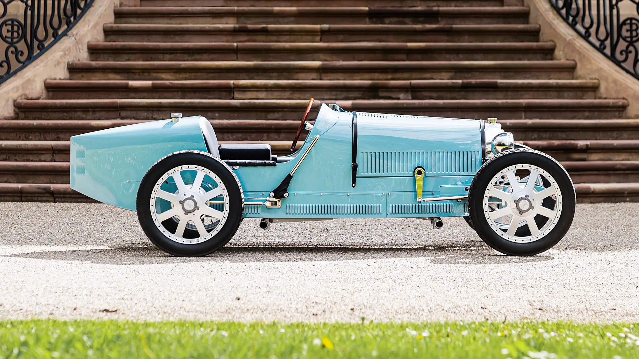 Há seis novos Bugatti Type 35 mas com um “pequeno” detalhe