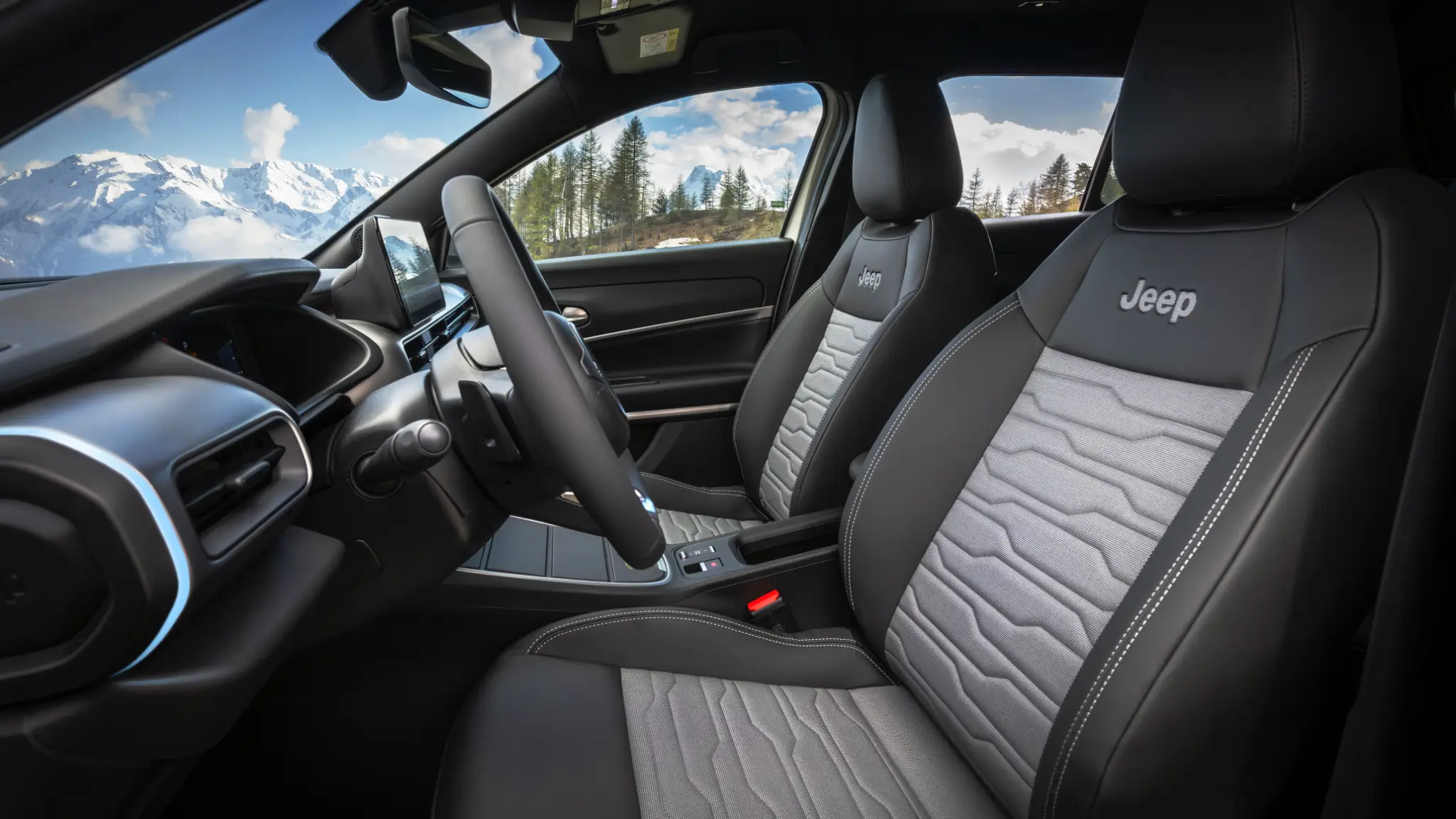 Jeep Avenger 4xe interior