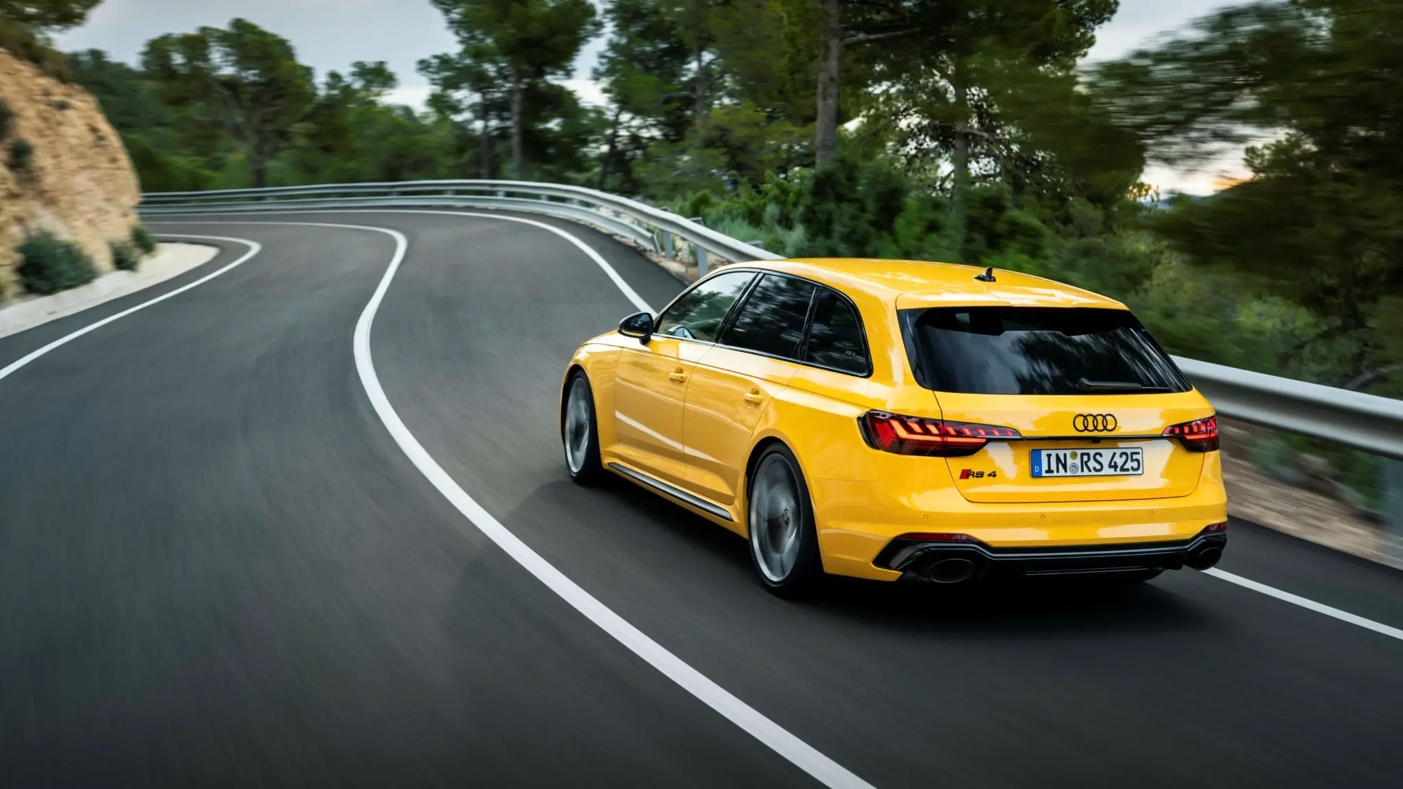 RS 4 Avant Edition 25 traseira