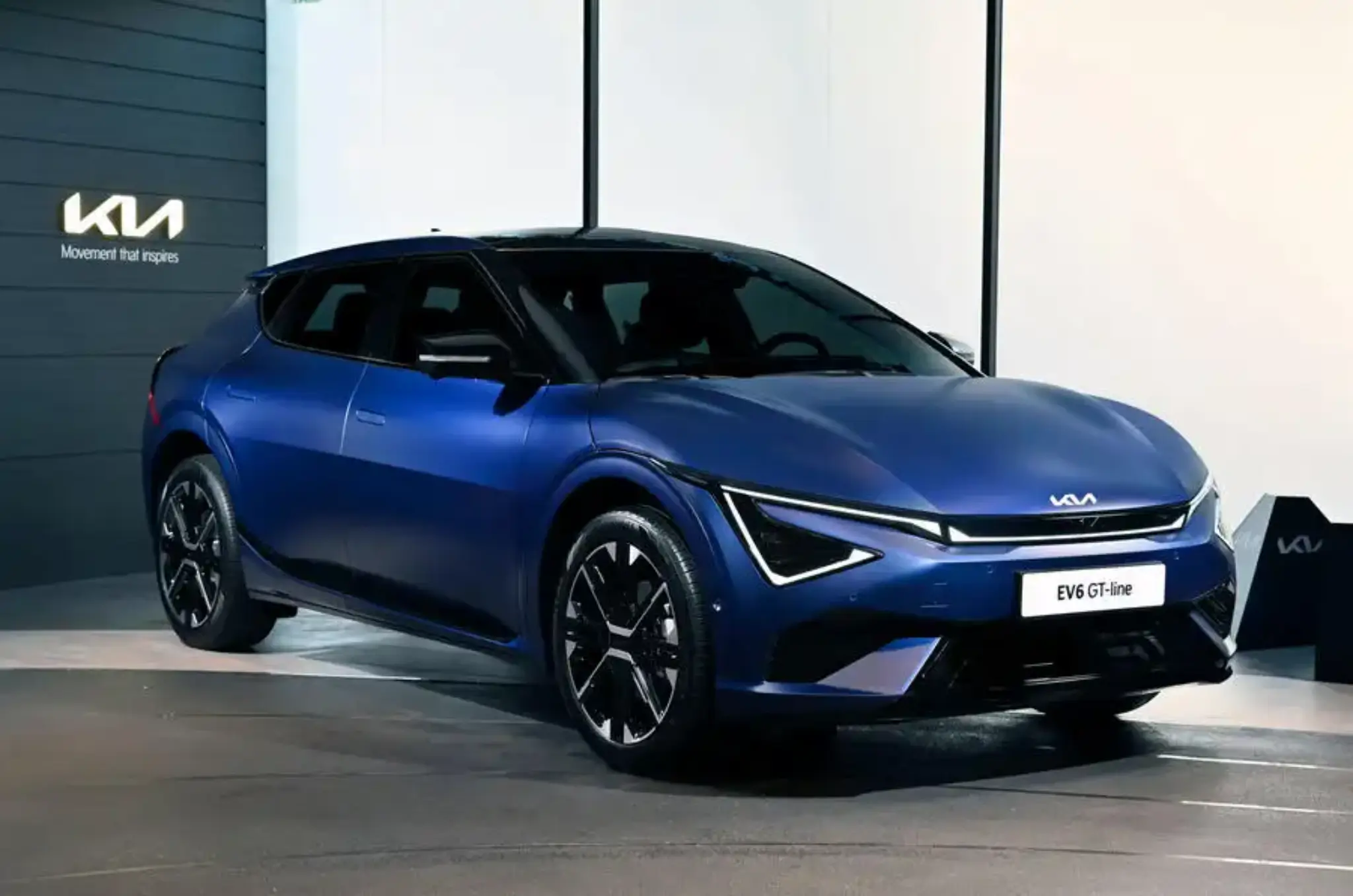 Kia EV6 dianteira 3/4