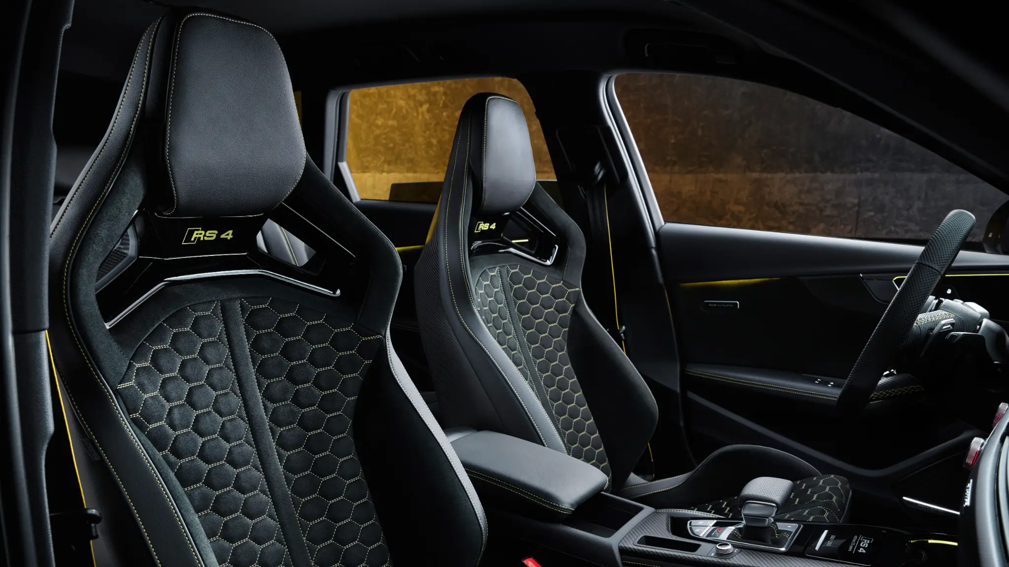 RS 4 Avant Edition 25 interior