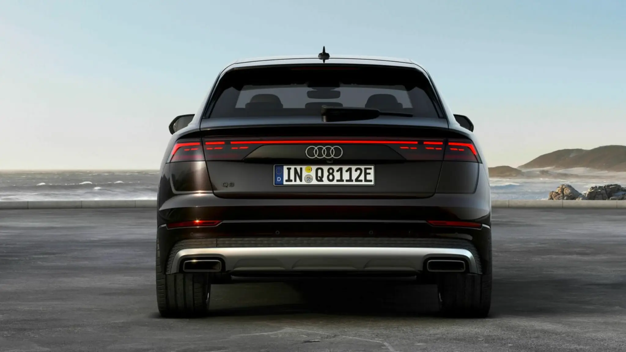 Audi Q8 TFSIe quattro traseira