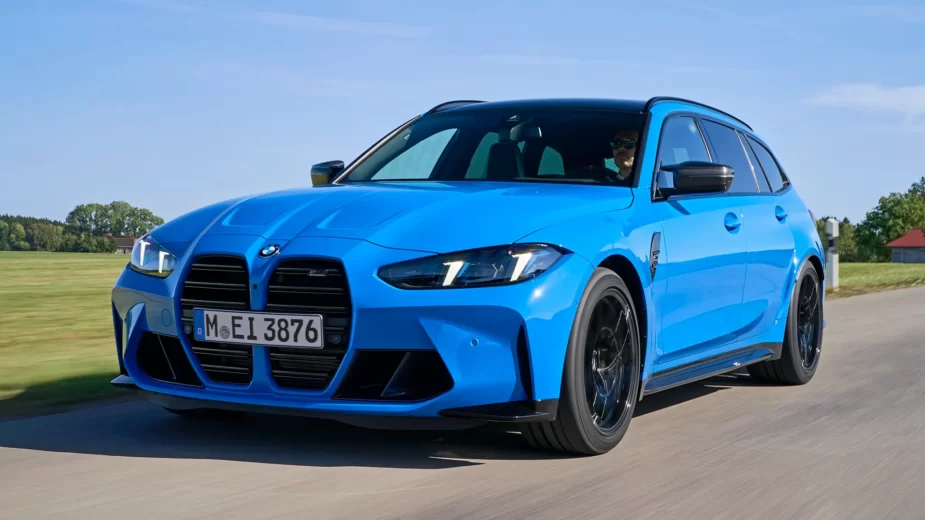 M3 Touring - frente em andamento