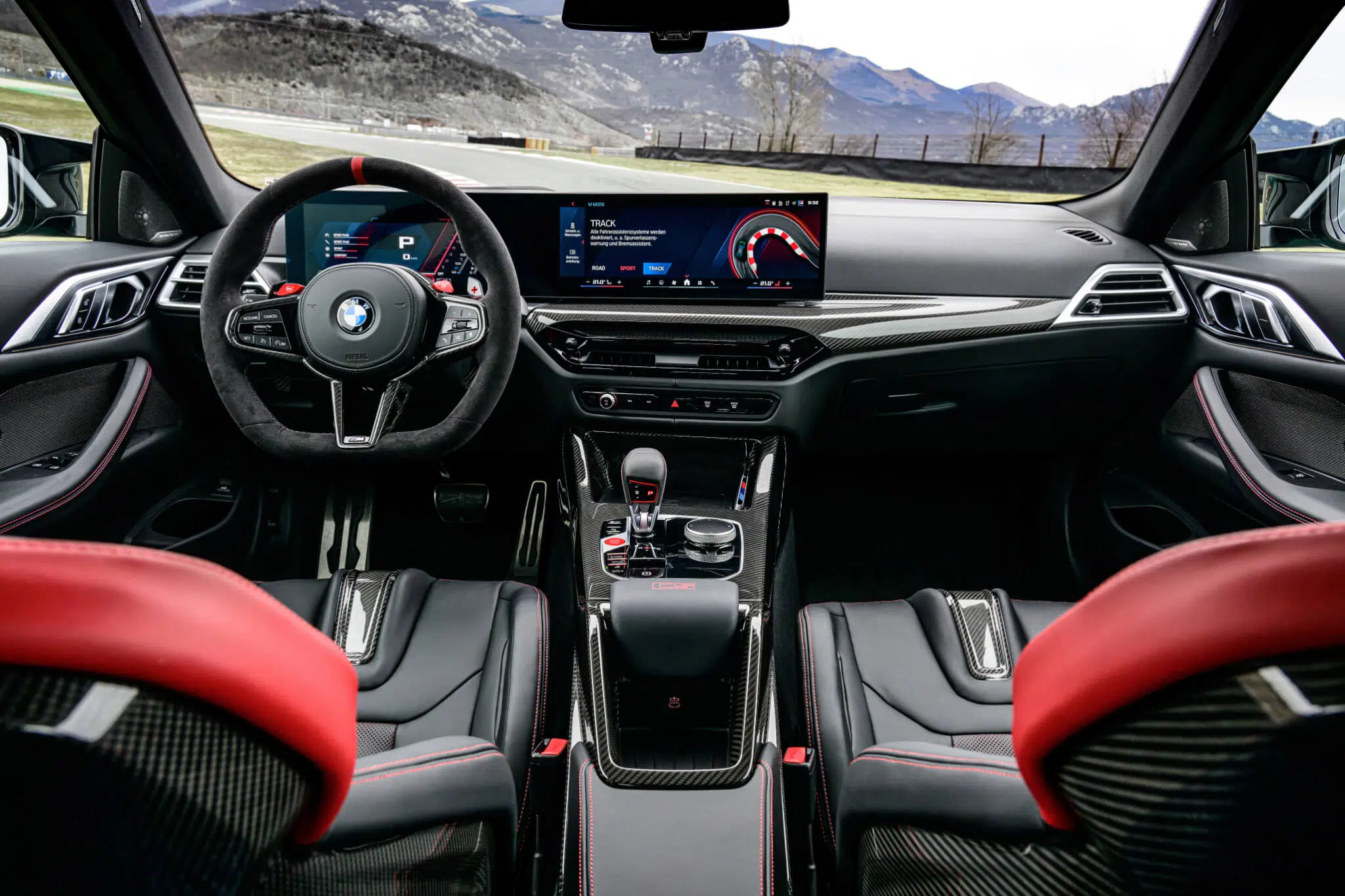 BWM M4 CS interior