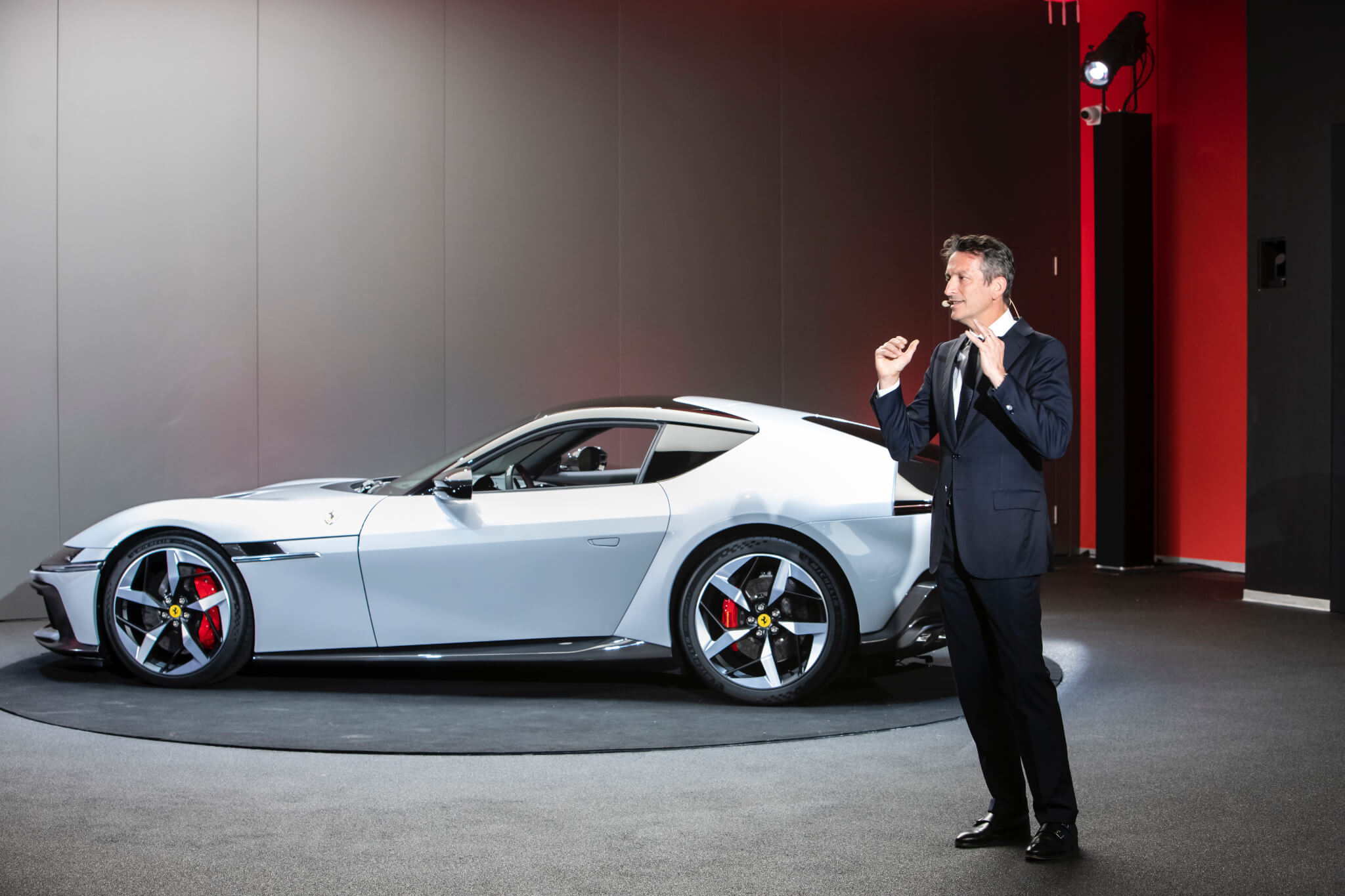 Ferrari reveal 12Cilindri