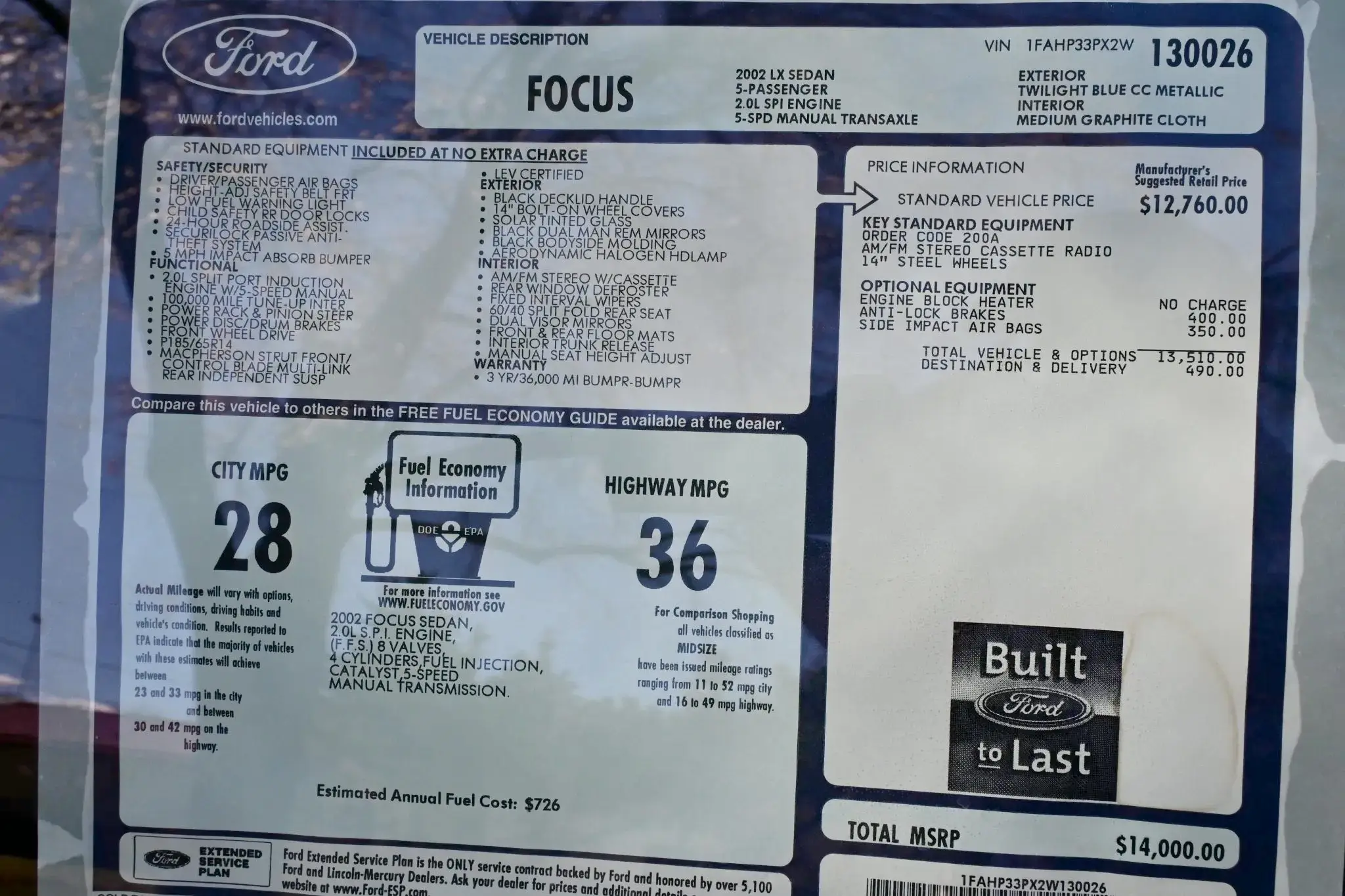 Ford Focus 2002 - papéis de fábrica