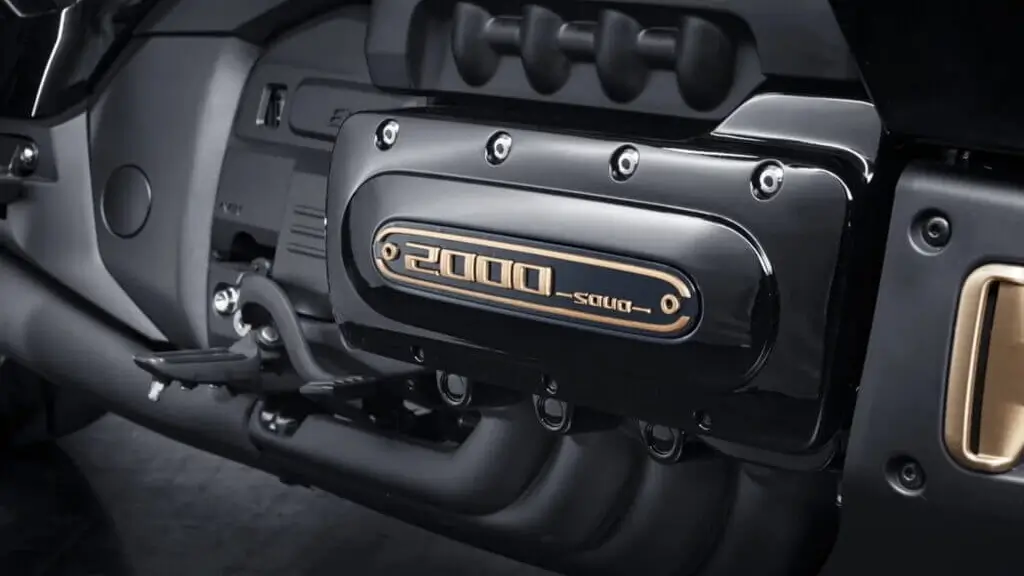 Souo S2000 GL - motor