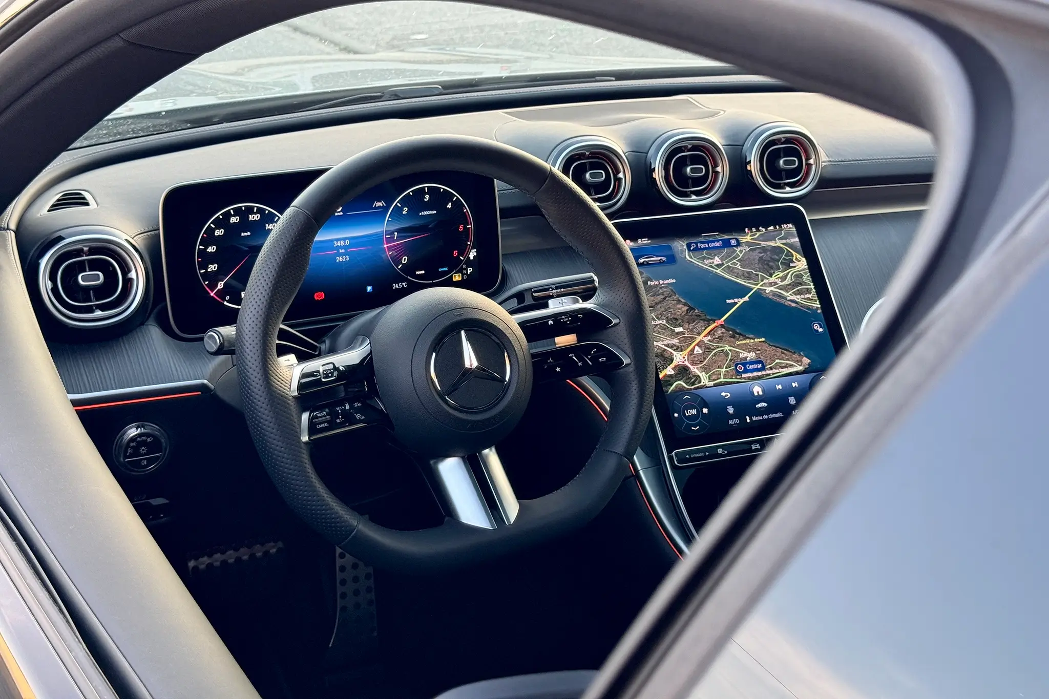 Mercedes-Benz CLE 220d Coupé - interior