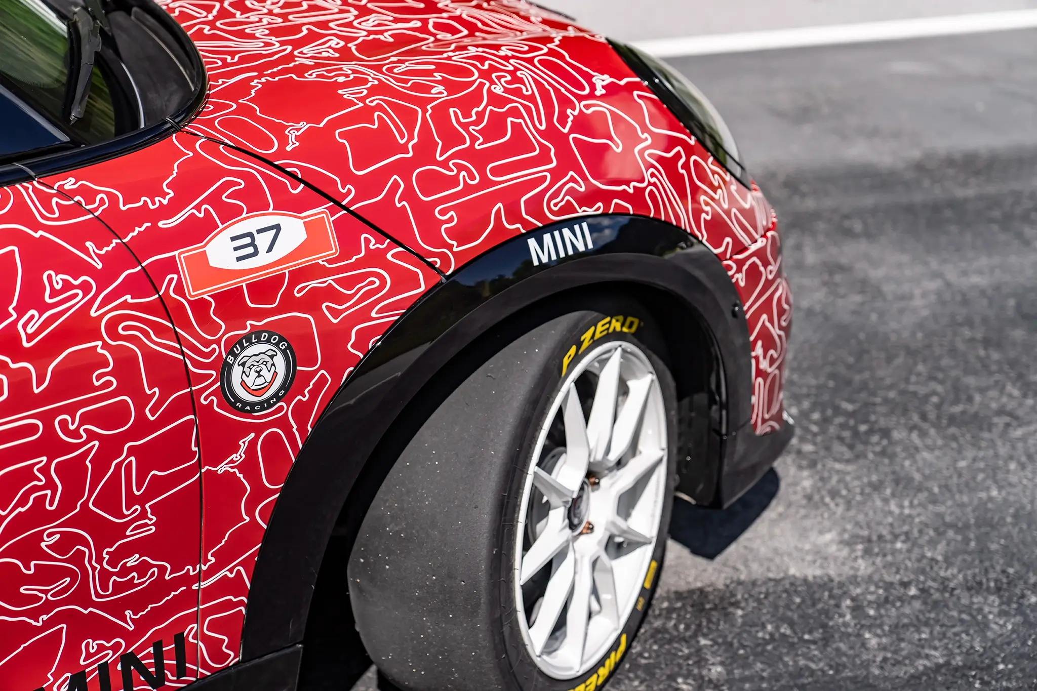 MINI Cooper JCW 24h Nür - detalhe pneu e jante