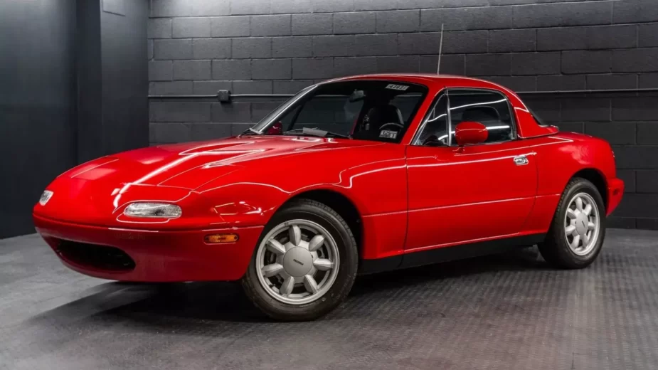 Mazda MX-5 NA dianteira