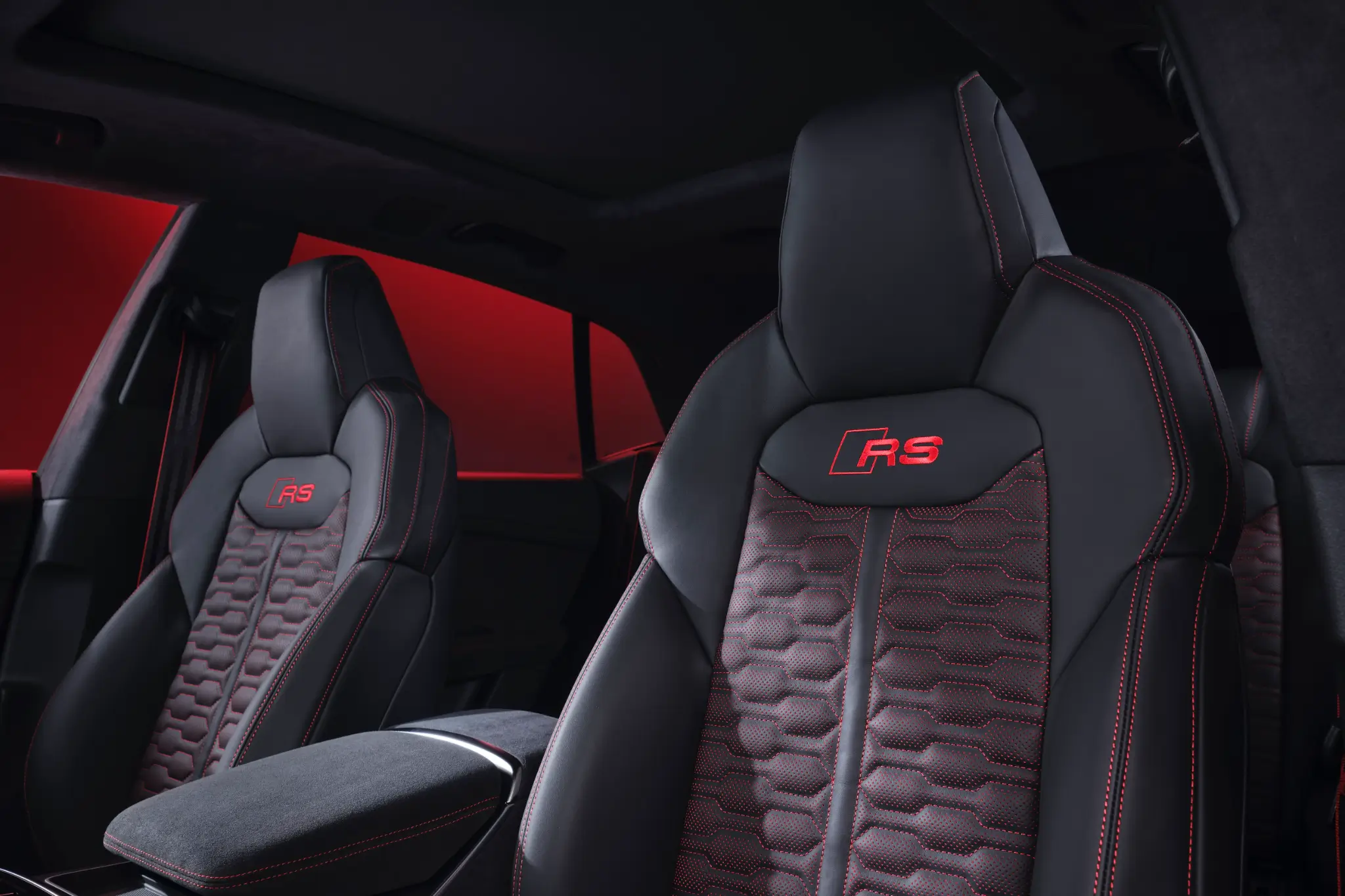 Audi RS Q8 Performance interior