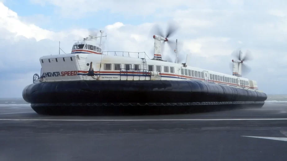 Hovercraft SRN4 Princess Anne