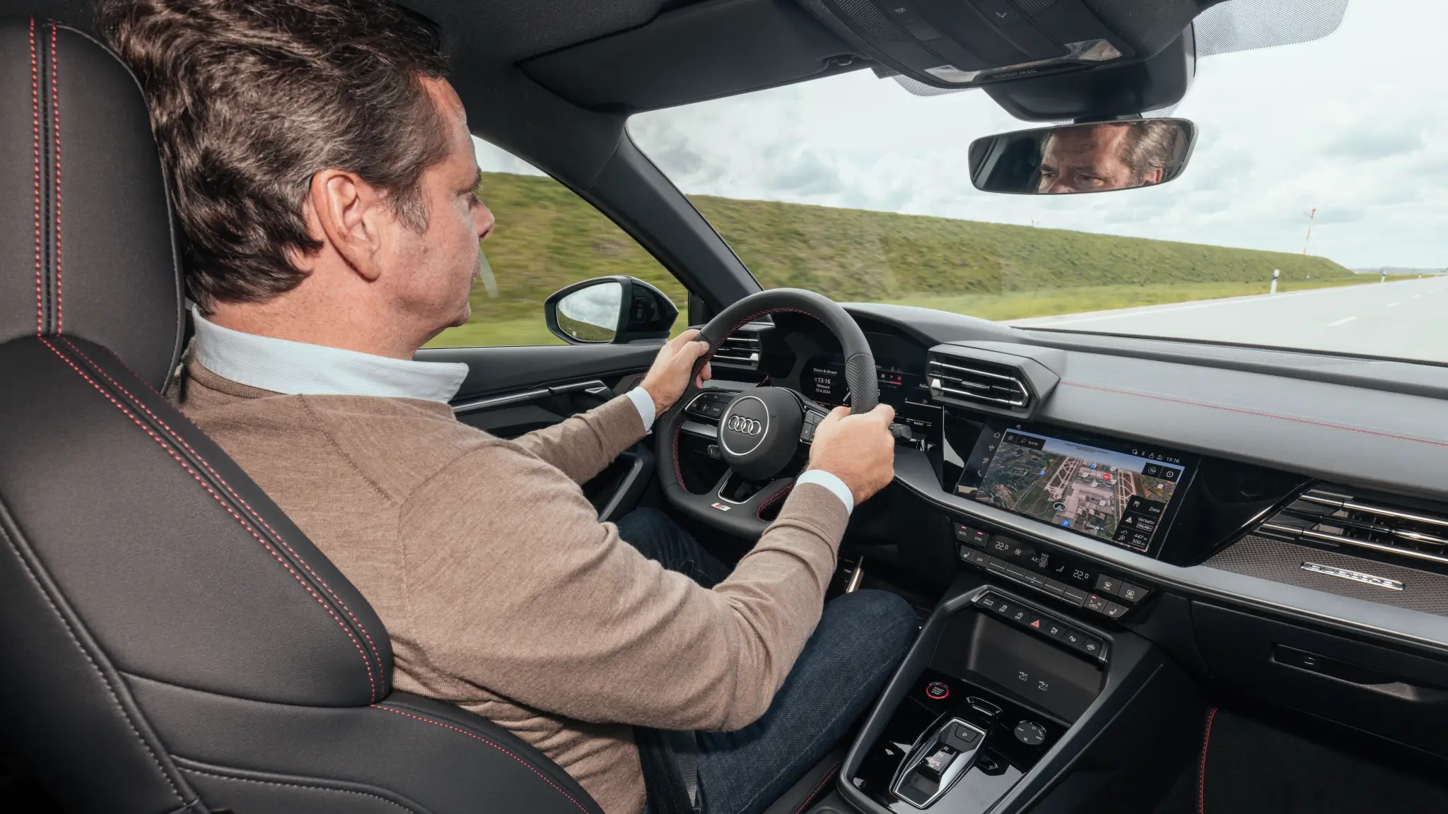 Joaquim Oliveira, a conduzir o Audi S3