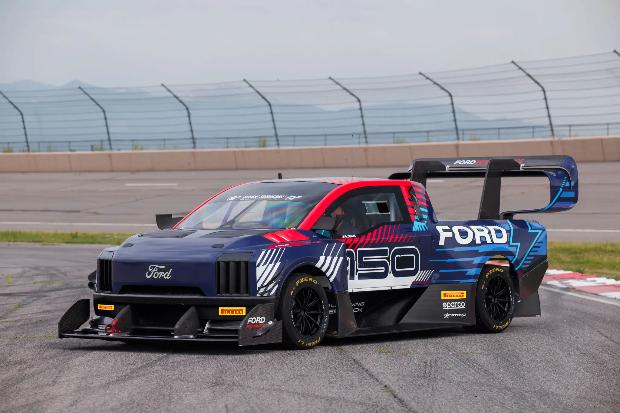 Ford F-150 Lightning Supertruck dianteiro 3/$