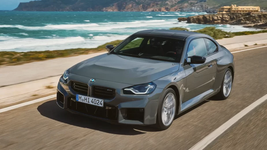 BMW M2 - 3/4 de frente