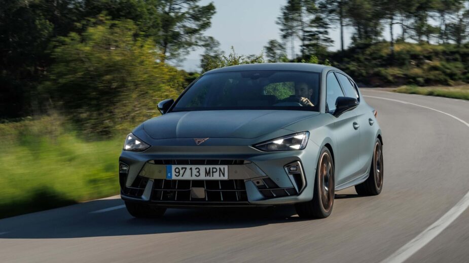 CUPRA Leon frente