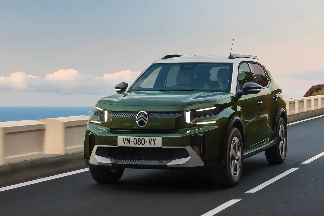 Citroën C3 Aircross na estrada, dianteira