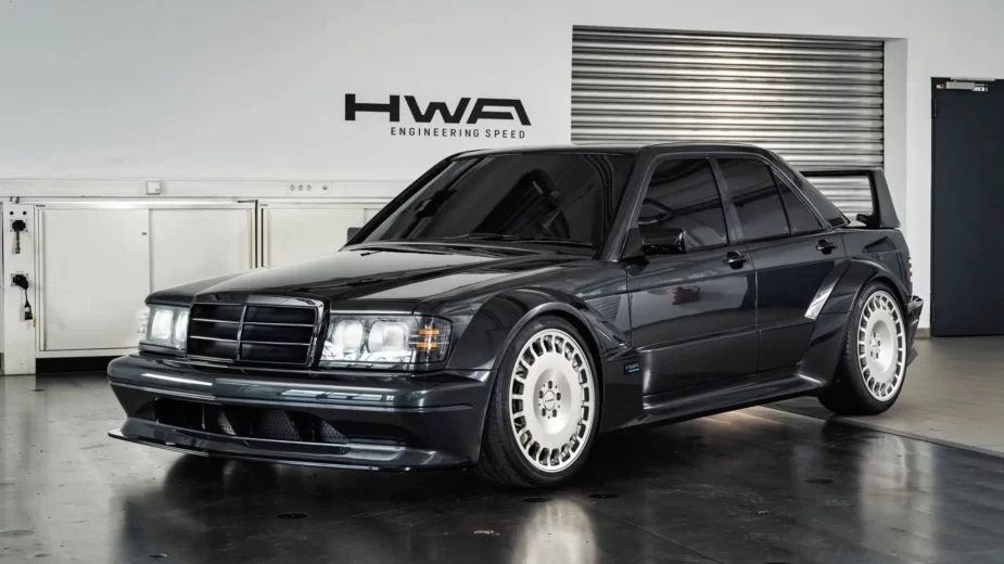 HWA 190E EVO II - 3/4 de frente