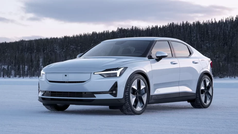 Polestar 2 MY24 - 3/4 de frente