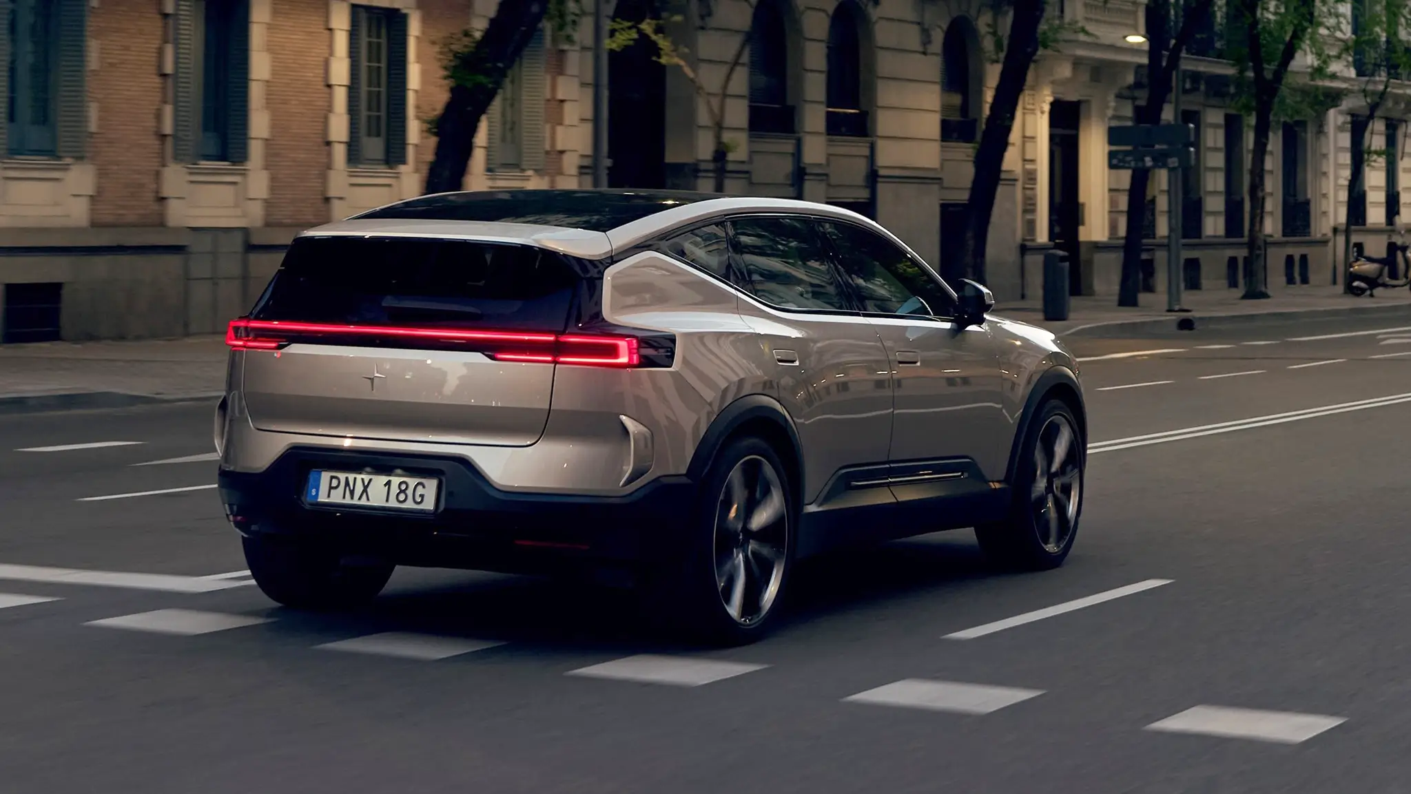 Polestar 3 - traseira