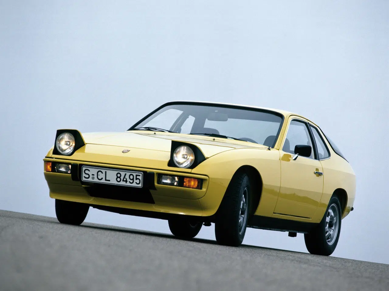 Porsche 924, frente