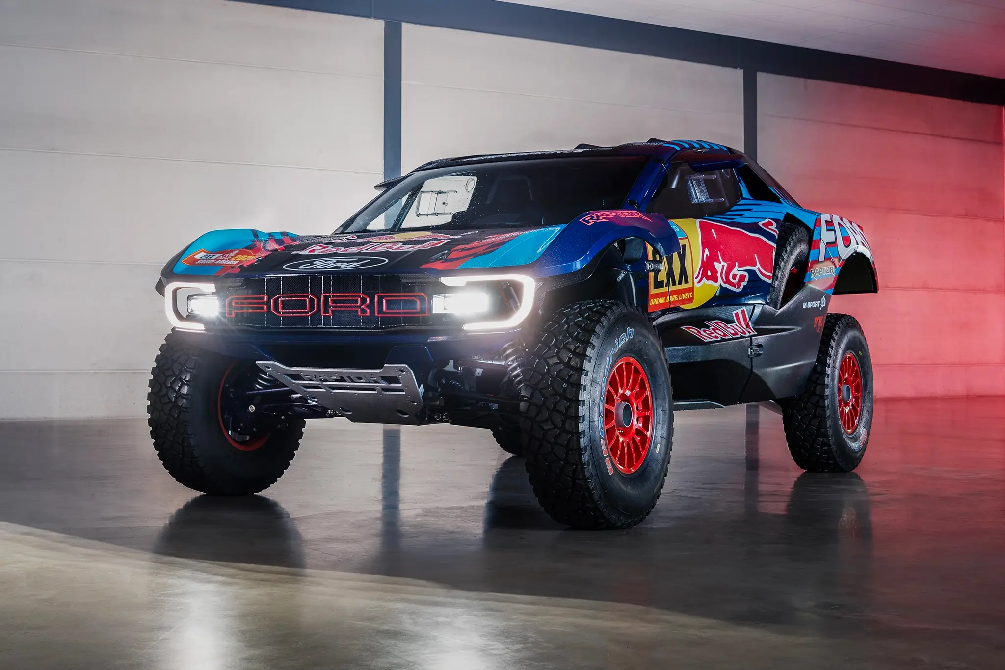Ford Raptor T1+ vista 3/4 de frente