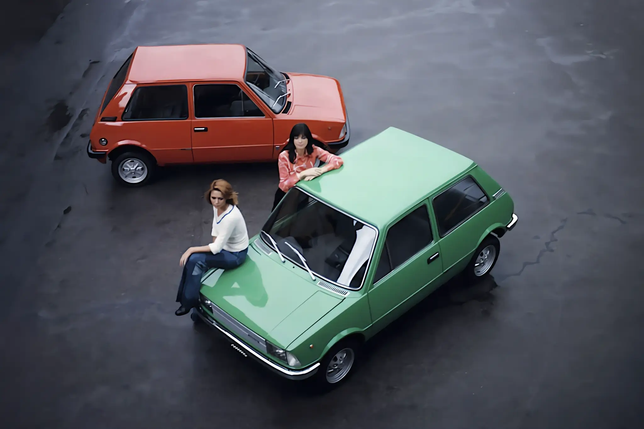 Innocenti Mini - foto de grupo em vista superior com pessoas