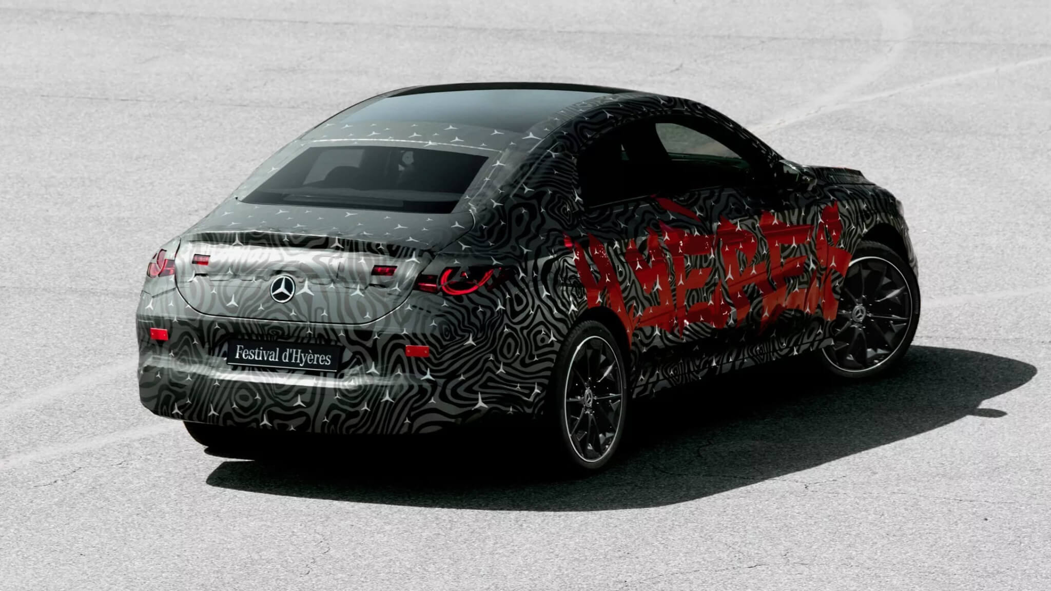 Mercedes-Benz CLA antevisão traseira